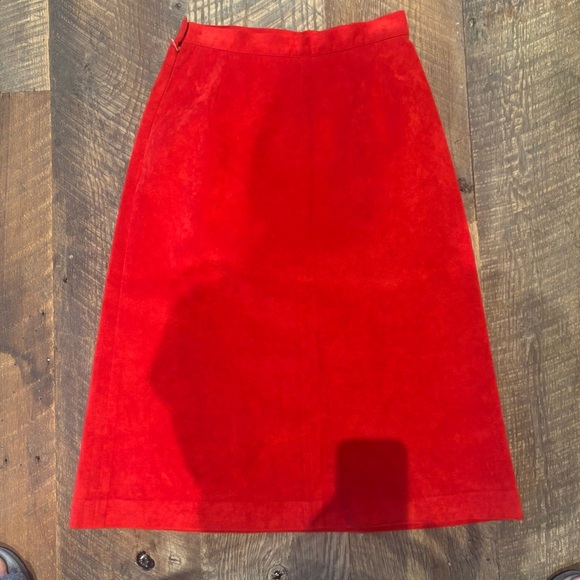 Vintage Red Suede Skirt by Samuel Robert size 10 - Picture 2 of 3